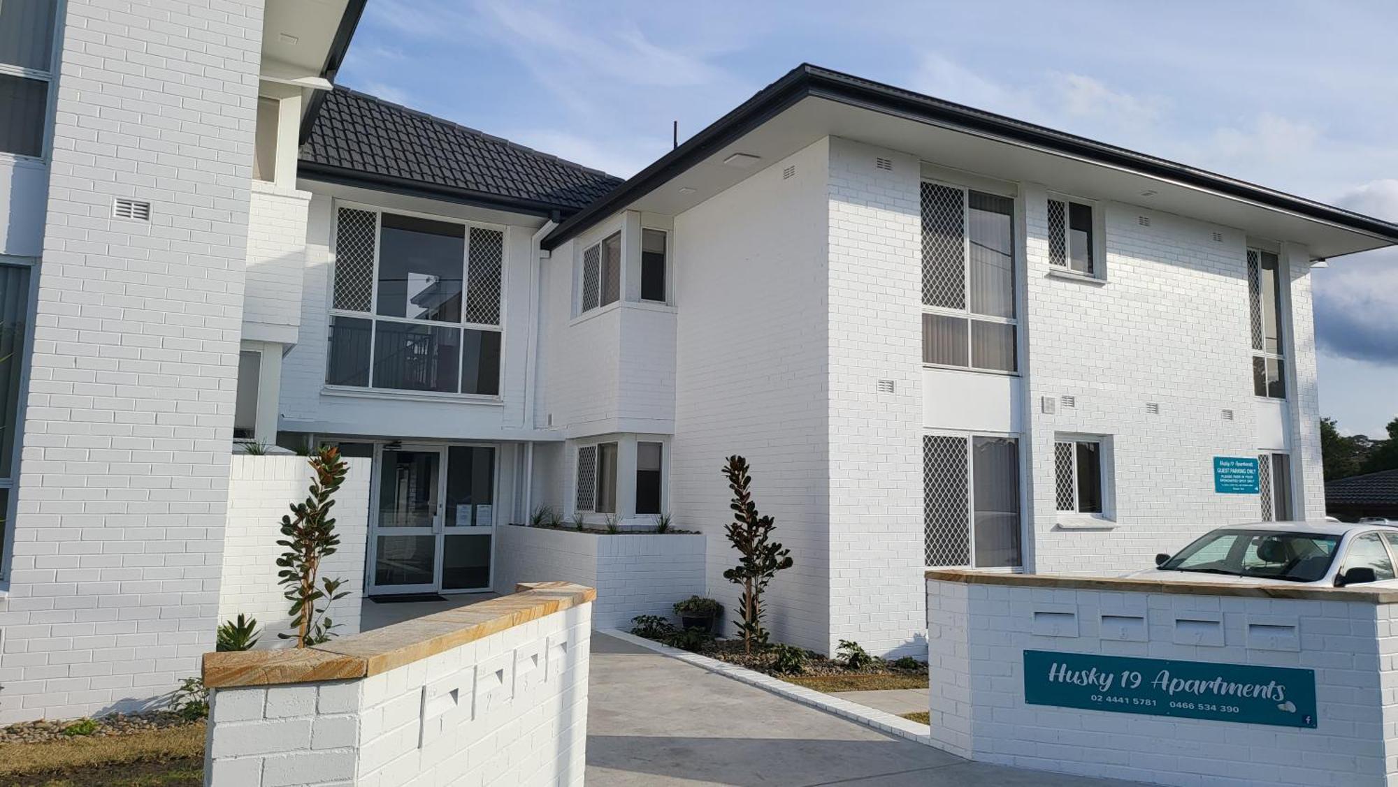 Husky 19 Beautifully Appointed Apartments - Great Location - In The Heart Of Husky ハスキッソン エクステリア 写真